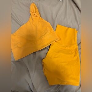 Lululemon align shorts and bra set